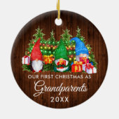 Eerste Kerstmis Grootouders Gnomes Wood Lights Keramisch Ornament (Achterkant)
