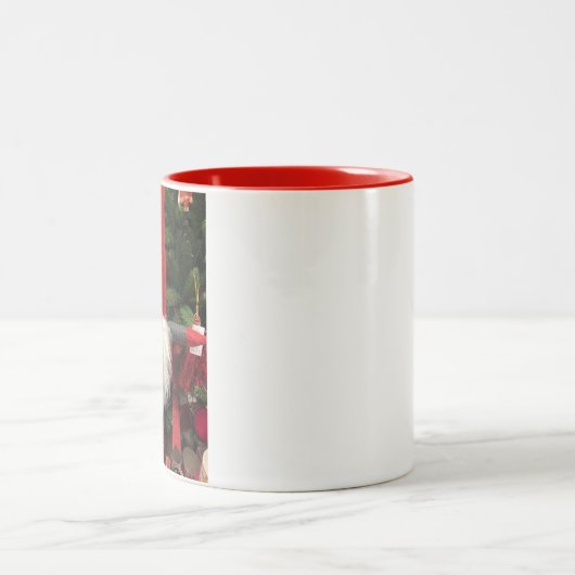 Eerste Kerstmis in Litouwen Pools gnome Red Inside Tweekleurige Koffiemok (Center)