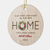 Eerste Kerstmis in Nieuw Huis Rustiek Faux Wood - Keramisch Ornament (Links)