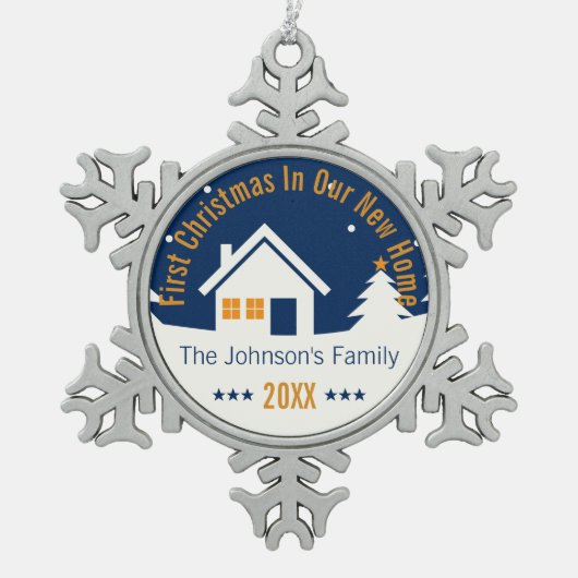 Eerste Kerstmis in ons nieuwe huis | Gepersonalise Tin Sneeuwvlok Ornament (Voorkant)