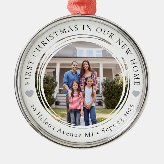 Eerste Kerstmis in ons nieuwe thuis Metalen Ornament (Voorkant)