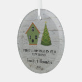 Eerste Kerstmis in ons nieuwe thuishoutkapje Glas Ornament (Voorkant links)