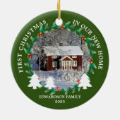 Eerste Kerstmis in ons nieuwe thuishuis foto Keramisch Ornament (Achterkant)