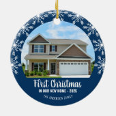 Eerste Kerstmis in onze New Home Photo Blue Keramisch Ornament (Achterkant)