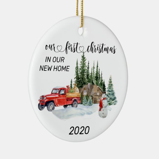 Eerste Kerstmis in onze nieuwe thuiswinter Waterve Keramisch Ornament (Rechts)