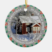 Eerste Kerstmis in onze nieuwe zelffoto Keramisch Ornament (Voorkant)