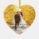 Eerste Kerstmis in penseelscript & Mrs Foto Keramisch Ornament (Voorkant)