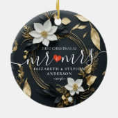 Eerste kerstmis meneer mevrouw trouw witte bloemen keramisch ornament (Achterkant)