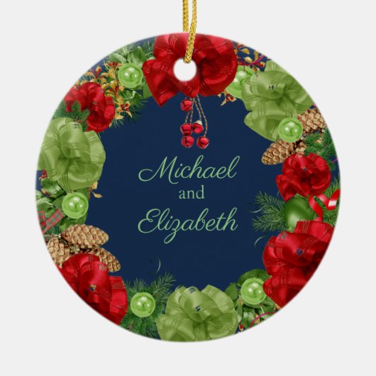 Eerste Kerstmis met Holiday Wreate Keramisch Ornament (Voorkant)