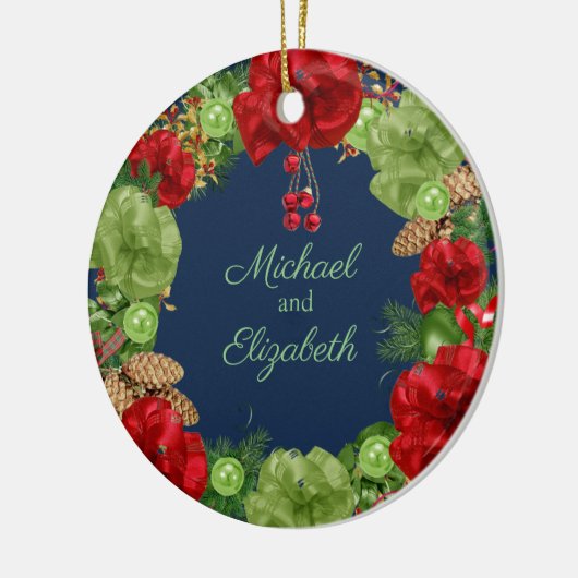 Eerste Kerstmis met Holiday Wreate Keramisch Ornament (Links)