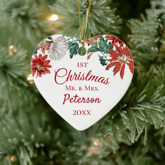 Eerste Kerstmis: Mr. en Mrs. Flower Wreath Keramisch Ornament (Boom)