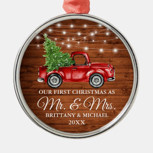 Eerste Kerstmis Mr. en Mrs Wood Lights Truck Metalen Ornament (Voorkant)