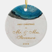 Eerste Kerstmis, Mr & Mrs Blue Geode Golden Script Keramisch Ornament (Voorkant)