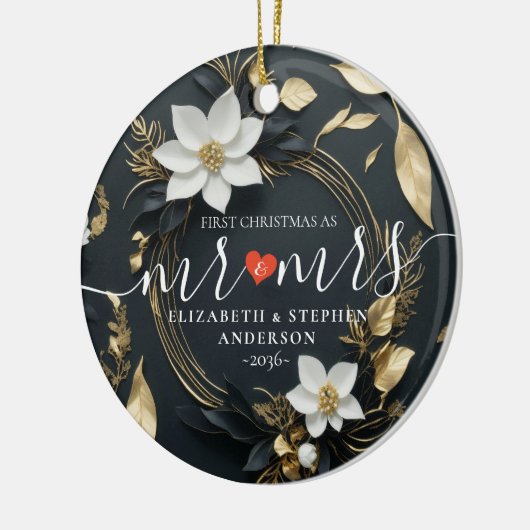 Eerste Kerstmis Mr. Mrs Bruiloft Witte Bloemen Kra Keramisch Ornament (Links)