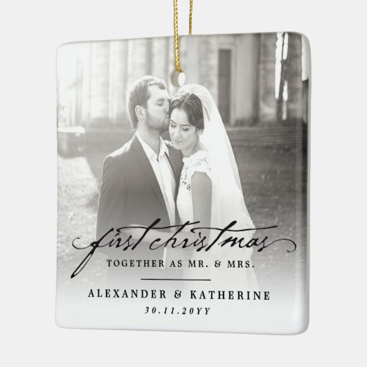 Eerste Kerstmis Mr. & Mrs Holiday Wedding Foto Keramisch Ornament (Links)