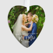 Eerste Kerstmis Mr. & Mrs Photo Brush Script Ornament (voorkant)