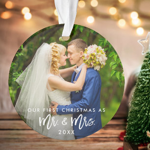 Eerste Kerstmis Mr. & Mrs Photo Brush Script Ornament