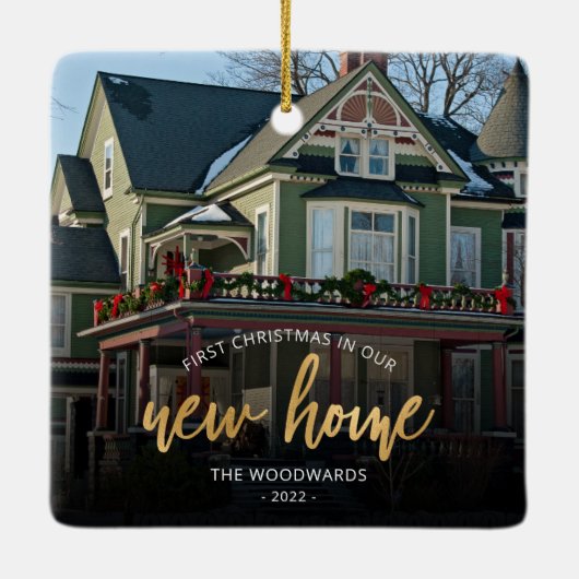 Eerste Kerstmis Nieuw Huis Goud Script Fotovierkan Keramisch Ornament (Achterkant)