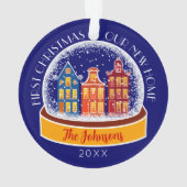 Eerste Kerstmis Onze Nieuwe Huis Snowglobe Kerstmi Ornament (achterkant)