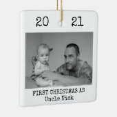 Eerste Kerstmis: Oom Zwart en Wit Eenvoudig Keramisch Ornament (Rechts)