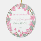 Eerste Kerstmis Pas getrouwd Fotonaam Datum Floral Keramisch Ornament (Links)