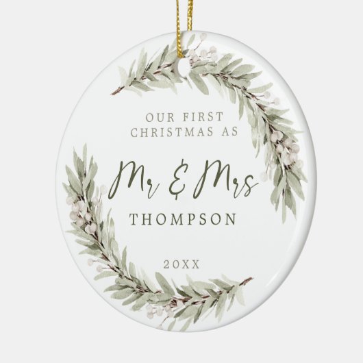 Eerste Kerstmis Passen getrouwd Sage Groen Keramisch Ornament (Links)