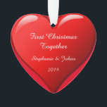 Eerste Kerstmis samen 2019 Romantic Cute Heart Ornament<br><div class="desc">Dit ontwerp is ontworpen voor Kerstmis 2019 en is ontworpen met een schattig romantisch rood hartontwerp op een solide rode achtergrond en op maat gesneden tekst-sjablonen voor het invoeren van uw namen. Perfect romantisch geschenk voor koppels die hun eerste Kerstmis vieren.</div>