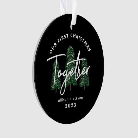 Eerste Kerstmis Samen 2023 Evergreen Koppels Ornament (voorkant)