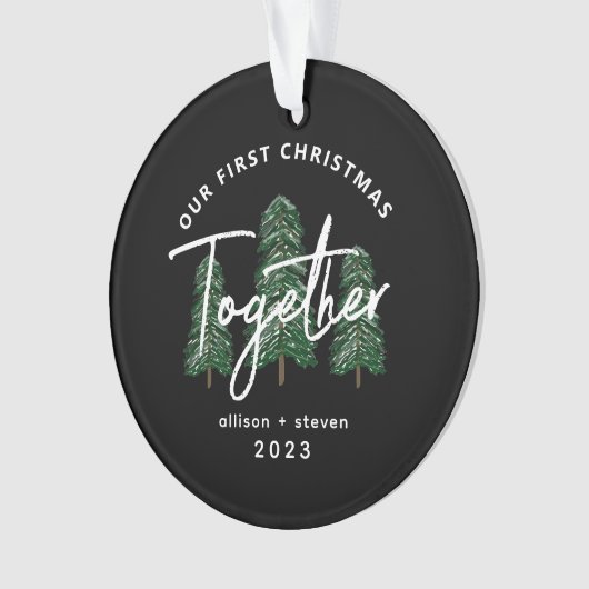 Eerste Kerstmis Samen 2023 Evergreen Koppels Ornament (voorkant)