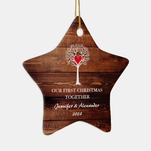 Eerste Kerstmis samen liefdeshout Keramisch Ornament (Rechts)