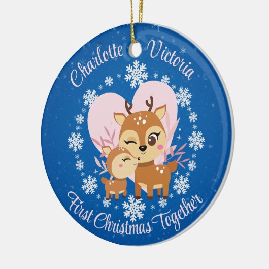 Eerste Kerstmis samen Moeder Dochter Rendieren Keramisch Ornament (Links)