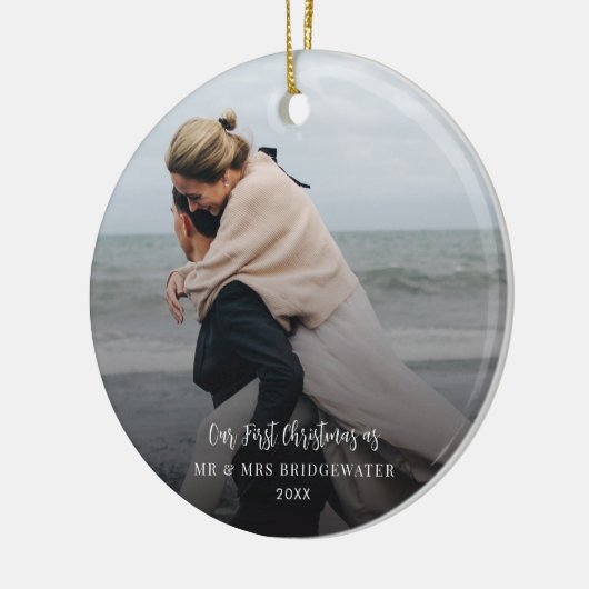 Eerste Kerstmis Script Koppels Foto Minimalist Keramisch Ornament (Links)