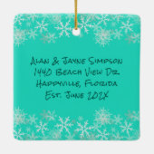 Eerste Kerstmis: Turquoise Snowflakes Keramisch Ornament (Achterkant)