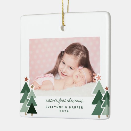 Eerste Kerstmis van zuster Rustic Trees 2 Foto's Keramisch Ornament (Links)