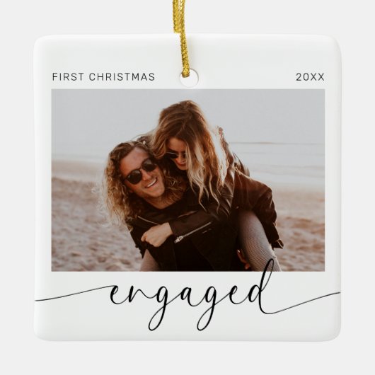 Eerste Kerstmis verloofde aandenken Keramisch Ornament (Voorkant)