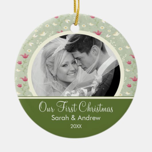 Eerste kerstornament Green Pink Floral Keramisch Ornament (Voorkant)