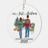 Eerste kerstparen bruine Passen getrouwd Keramisch Ornament (Links)