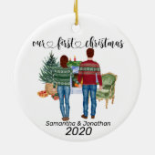 Eerste kerstparen bruine Passen getrouwd Keramisch Ornament (Achterkant)