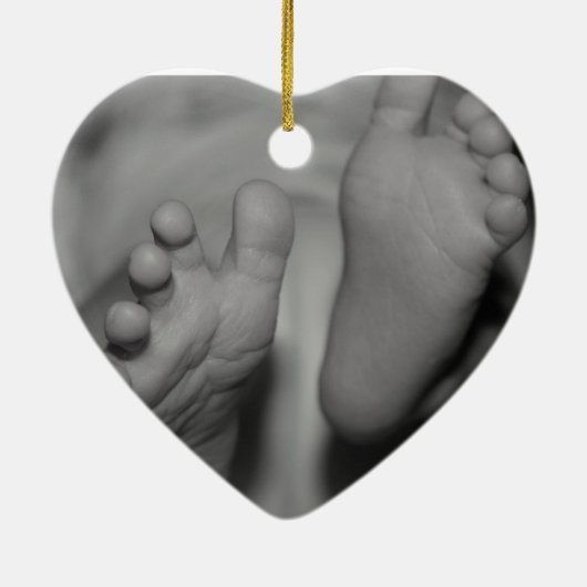 Eerste kerstversiering van Newborn Feet Baby Keramisch Ornament (Achterkant)