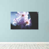 Eerste lentebloemen canvas afdruk (Insitu (Houten vloer))