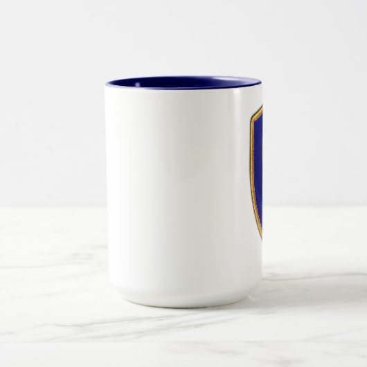 Eerste Luchtvaartbrigade Vietnam-oorlogsbeker Mok (Midden)