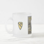 Eerste luitenant van de afdeling Cavalry Matglas Koffiemok (Links)