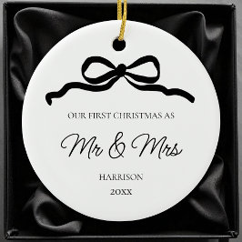 Eerste minimalistische Pas getrouwd Mr en Mrs. Keramisch Ornament