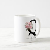 Eerste Q Monogram Bloem Roze Rozen Mok (Voorkant rechts)