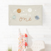 ‘Eerste reis’ Beige Space Theme 1e verjaardag Spandoek (Insitu)