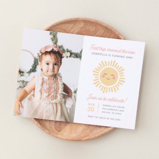 Eerste reis rond de foto van de Zon 1st Birthday P Kaart