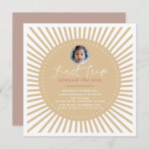 Eerste reis rond de foto van Sun Boho op 1 oktober