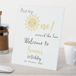 Eerste reis rond de zon Cute verjaardags welkom Reclamebord Met Voetstuk