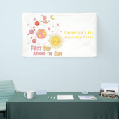 Eerste reis rond het Zonnemeisje 1e. verjaardagsfe Spandoek (Beurs)