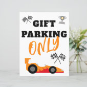 Eerste ronde rond de baan, Gift Parking Only Sign (Staand voorkant)